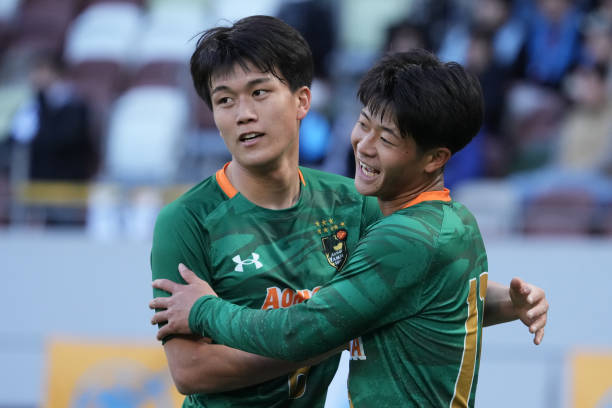 从而在比赛 从而在比赛